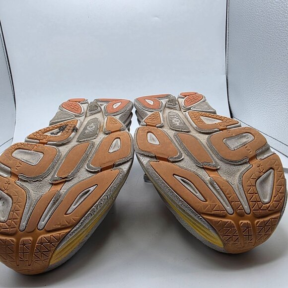 Hoka One One Bondi 8 Womens Size 10.5 B Gray Yellow Athletic Shoes Running Walk - Picture 11 of 14